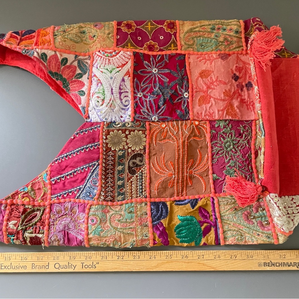 VINTAGE Banjara Patchwork Embroidered Shanti Hobo Bag Slouchy Boho Festival - Picture 12 of 12